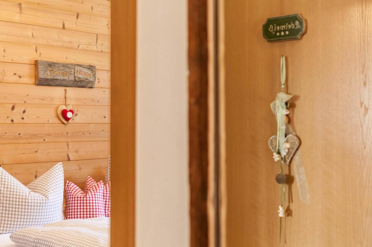 Ferienwohnung Edelweiss グライナウ エクステリア 写真